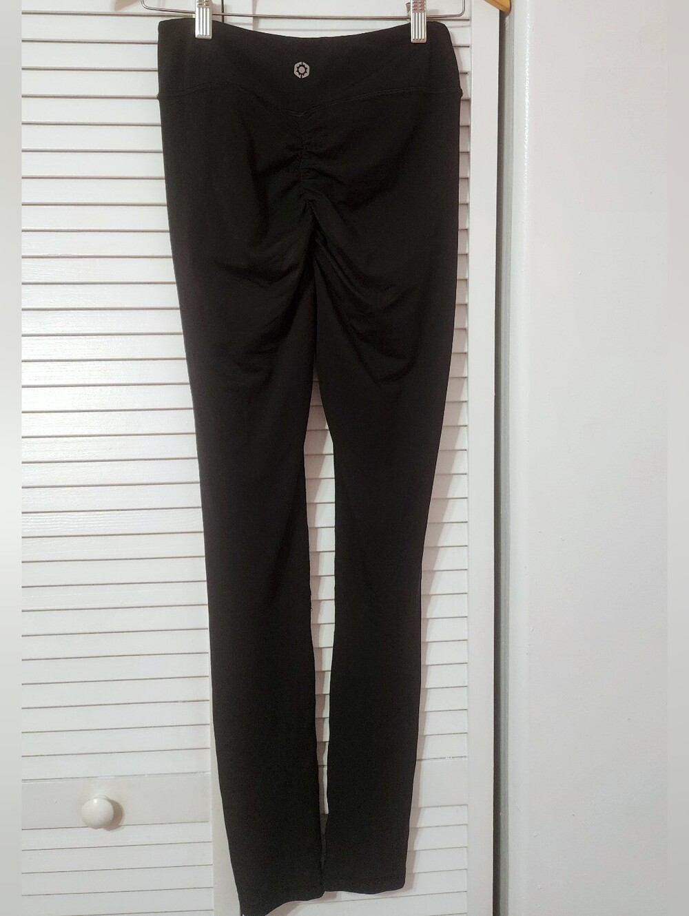 Blackstone Women's Black Leggings w/ Scrunch Booty - Picture 5 of 8